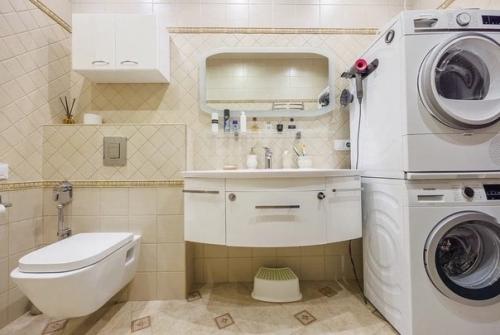 Продается построенный по индивидуальному проекту отдельно стоящий жилой дом в супонево. 07