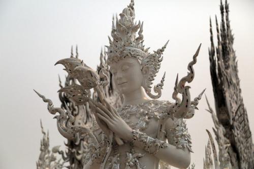 Белый храм (ват ронг кхун). 09