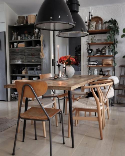 Этот скандинавский дом прекрасно вписывается в зимнюю местную среду, являясь гармоничной её частью. 02