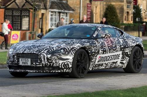 Год суперкара: 8 новинок, которые готовы побить рекорды скорости. 04