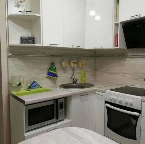 Крохотная кухня. В современном стиле. 01