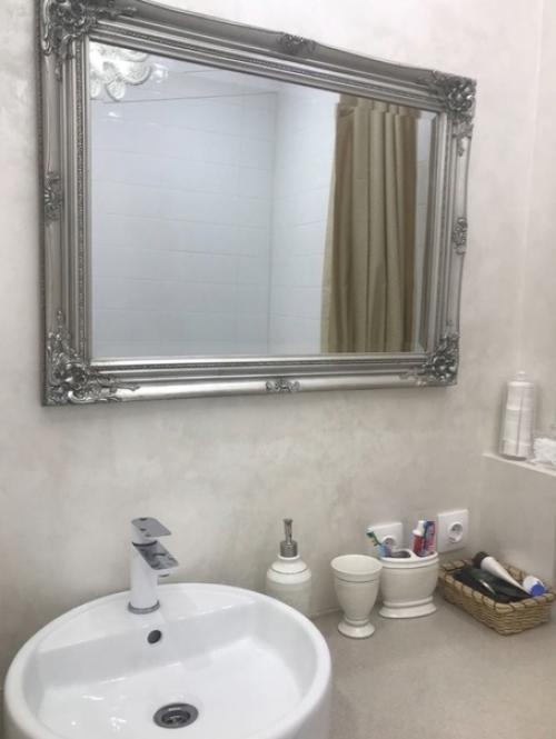 Необычный вариант ремонта ванной комнаты в классическом стиле. 02