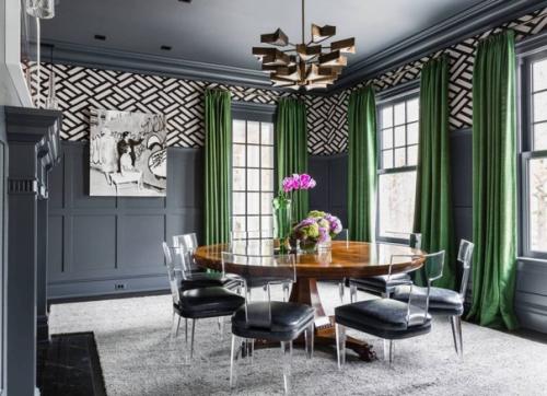 Насыщенный бутылочно - зеленый. 05