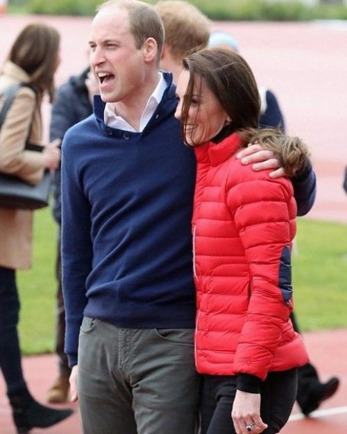 Royalfamily@Katemiddletondaily.  А вот новая захватывающая партия истории герцога сассекского. 01