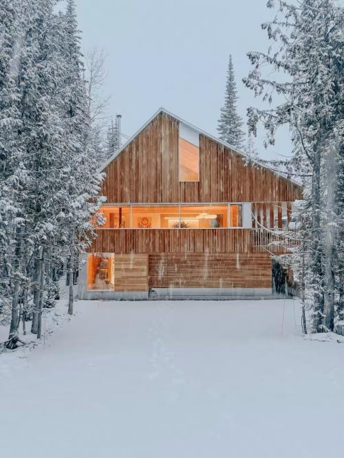 Архитектурная гармония, созданная для глубокого отдыха.