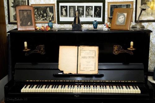 Блокадная комната артистки. 01 Блокадная комната артистки. 01