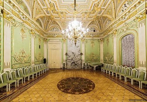 Дом кельха или пристанище юристов. 07