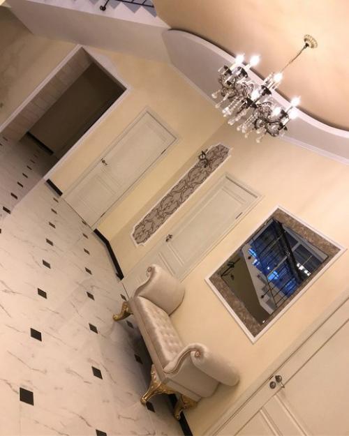 Евгения Феофилактова похвасталась, в какой роскоши теперь живет. 05