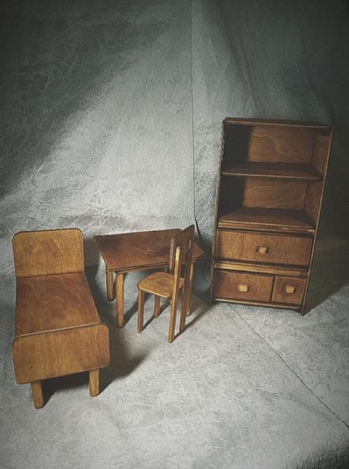 Один из самых необычных и интересных проектов, которые я делала - мебель для игрушек. 07