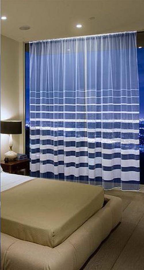 В случае если вам надоел тюль с вышивкой - готовы предложить вам современный вариант тюля с полосой. 01