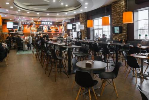 Новый формат пиццерии Глобус. 05