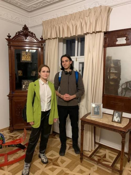 В новом 2023 году студийцы театральной мастерской уже успели культурно отдохнуть и с пользой провести время. 01