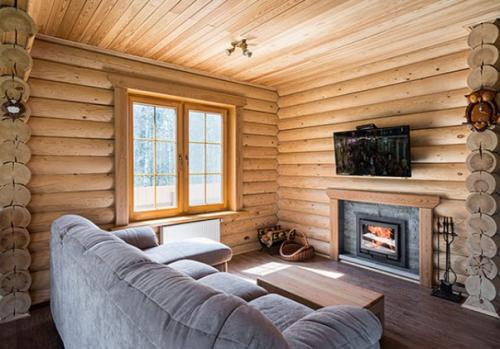 Шикарный дом_из_оцилиндрованного_бревна диаметром 24 см, площадью 161 кв. 03