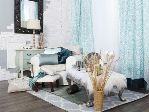 Шторы в гостиную в современном стиле с фото и описанием.