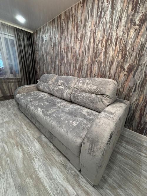 Выбор предмета мебели, особенно дивана, который должен органично вписаться в интерьер, может оказаться непростой задачей. 01