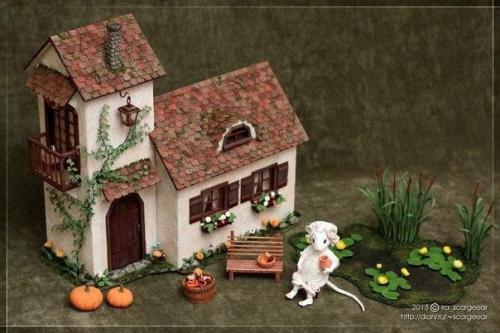 Очаровательный домик из картона.  