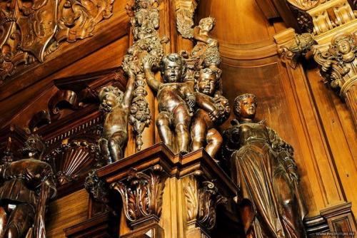 Дом кельха или пристанище юристов. 05