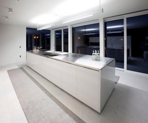 Минимализм в интерьере кухни. 01