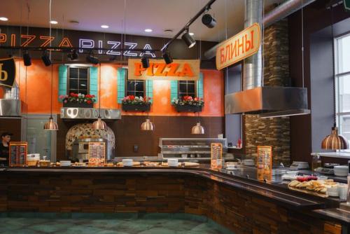 Новый формат пиццерии Глобус. 01