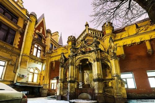 Дом кельха или пристанище юристов. 04