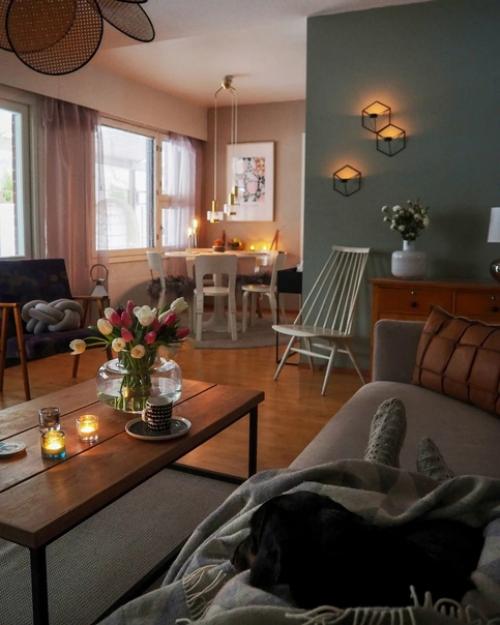 Интерьер дома Энн бломквист в скандинавском стиле - это микс винтажной мебели, модных новинок декора. 05