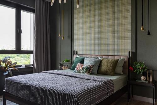 Квартира в темных тонах - с био - камином и балками на потолке. 03