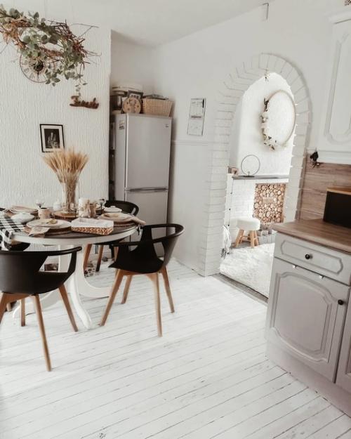 В 1990-е годы ремонт квартиры редко обходился без арки между комнатами. 01