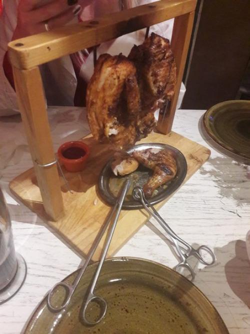 Сегодня мы в Кафе Кусочки. 03