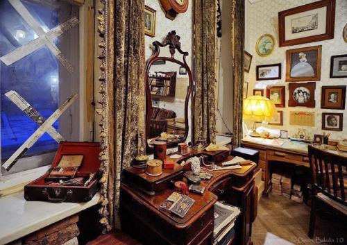 Блокадная комната артистки. 02 Блокадная комната артистки. 02