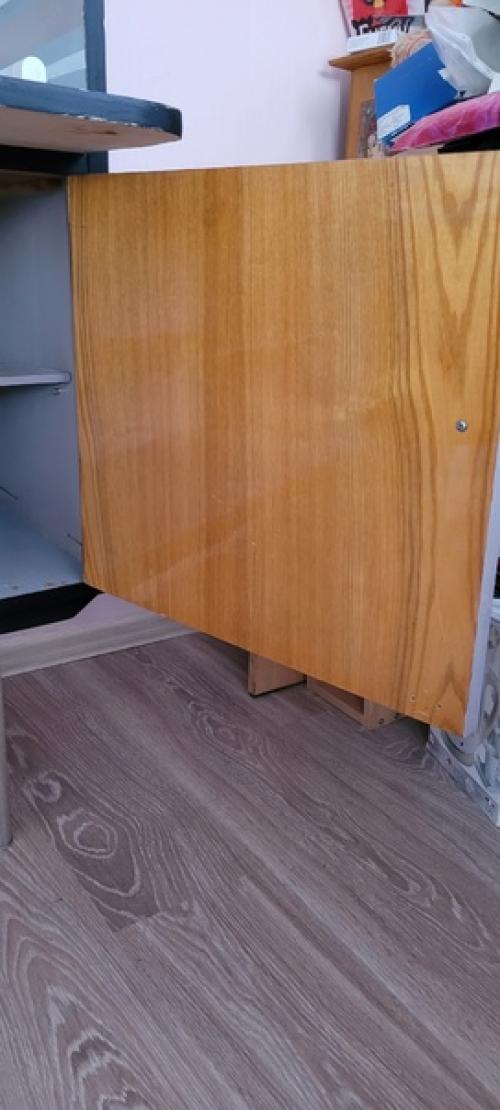 Хочу предложить в качестве идеи переделки сервант. 04