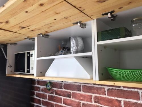 Вот такая самодельная кухня от нашего подписчика. 08