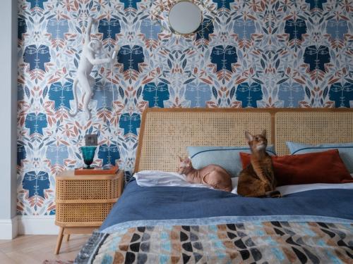 Яркий семейный и дизайнерский дуэт - Ярослав и Елена Алдошины, бюро Aldo&Aldo, - создали в Москве артистичный интерьер для другой яркой семьи. 06