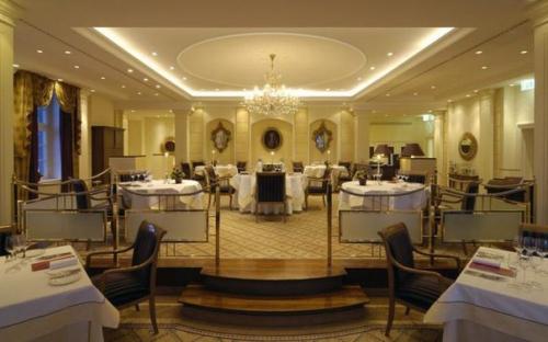 Замок бюлерхоэ.  Замок бюлерхоэ (Schloss B? 04