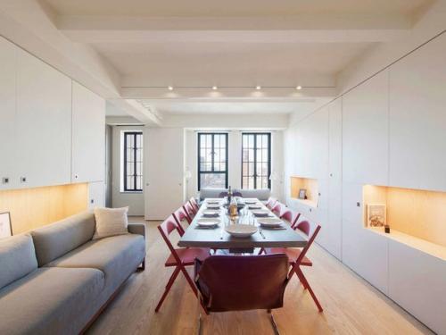 Интерьер студии с отделкой из дерева в Нью-йорке. 05