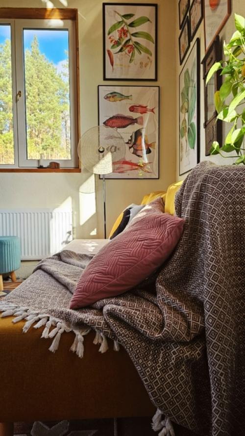 Как гармонично расставить мебель и свет в гостиной? 03