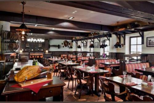 10 ресторанов - долгожителей, где по-прежнему хорошо. 02