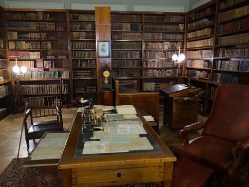 Питер нас как всегда солнечной погодой встретил! 05