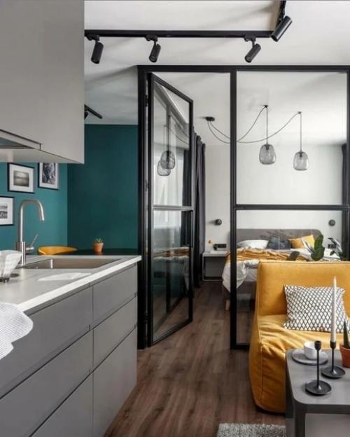 Квартира - студия с интересными решениями и ярким акцентом. 02