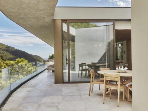 Сад на крыше с видом на горы. 02 Сад на крыше с видом на горы. 02