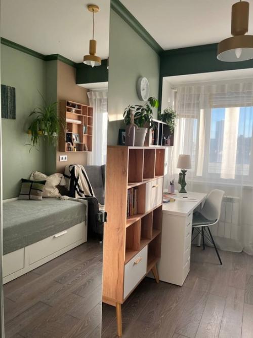 Комната девочки - подростка (11 м 2) после перепланировки квартиры. 01