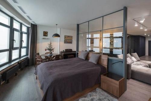 Стеклянная стена в интерьере. 06