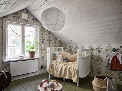 Альбом номер 3. возраст ей к лицу: очаровательная старинная дача со спальней на чердаке в Швеции. 02
