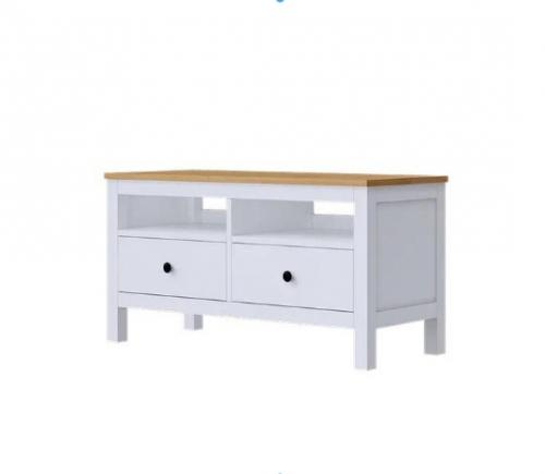 А где у вас обитает телевизор в гостиной? 03