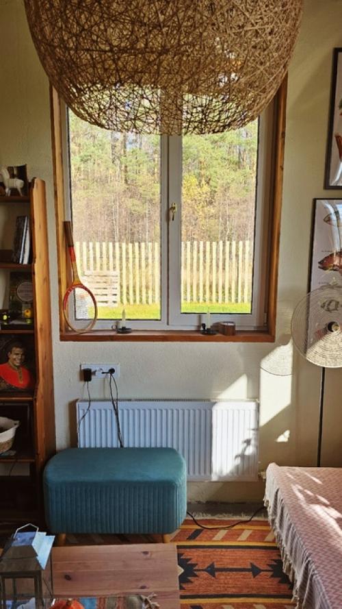 Как гармонично расставить мебель и свет в гостиной? 04