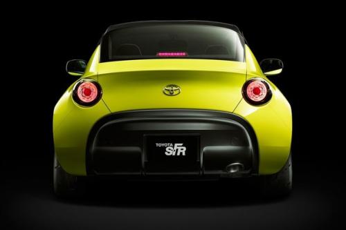 2015 Toyota S - FR - спорткар без излишеств. 08