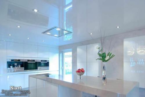 Натяжной потолок на кухне: варианты, плюсы и минусы, дизайн. 02