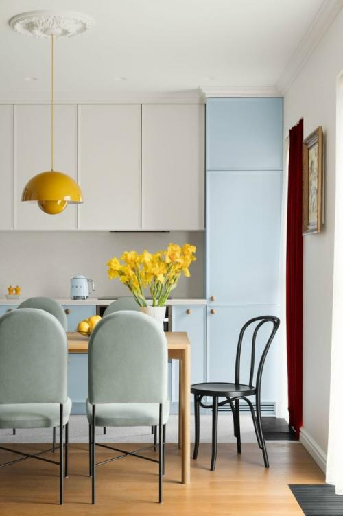 Эта минская квартира - пример того, как можно объединить легкость французского стиля и индивидуальность семьи. 03