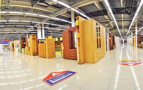 В Ижевске открывается большой магазин корпусной мебели Hollmart. 01