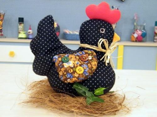 Курочки для украшения интерьера.