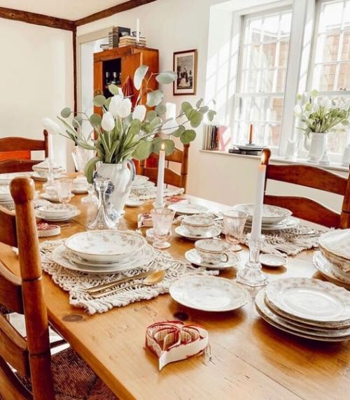 Уютный интерьер в небольшом доме семьи коллекционеров. 06